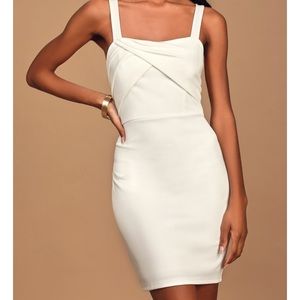 NEVER WORN Lulu’s White Mini Dress - size M